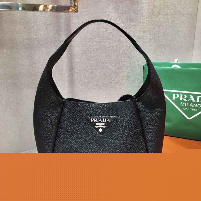 Pra*a bucket bags